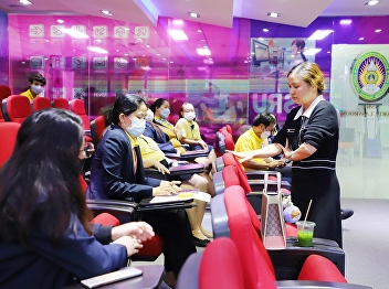 8 July 2024, Academic Resource Center,
Office of Academic Resource and
Information Technology arrange the
meeting to planning and monitoring the
operation of the Academic Resource
Center’s staff.