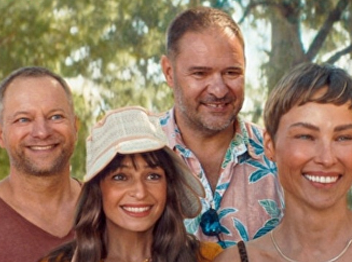 Planet Single : Greek Adventure