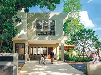 Presenting content about Beautiful home
and decoration Renovating a 40-year-old
house. Comfortable living amidst large
trees surrounding the house.